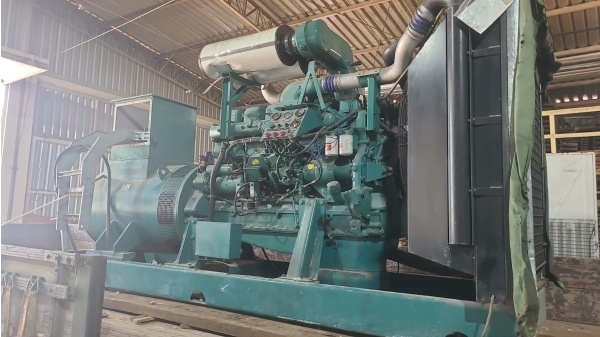 Gerador de Energia Leon Heimer 625 kVA ano 1999