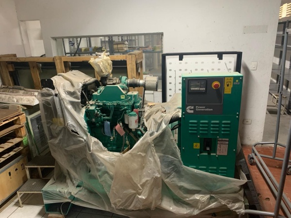 Gerador de Energia STEMAC 115 kVA ano 2012