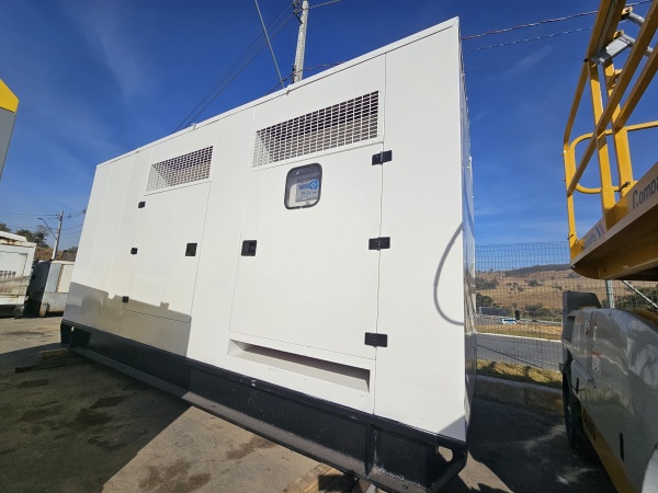 Gerador de Energia STEMAC 500 kVA ano 2005