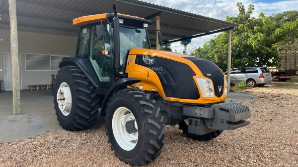 Trator Valtra BM125i ano 2017 - BM125i - Máquinas Agrícolas