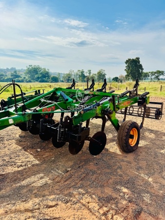 Outros implementos agrícolas Stara FOX ano 2013