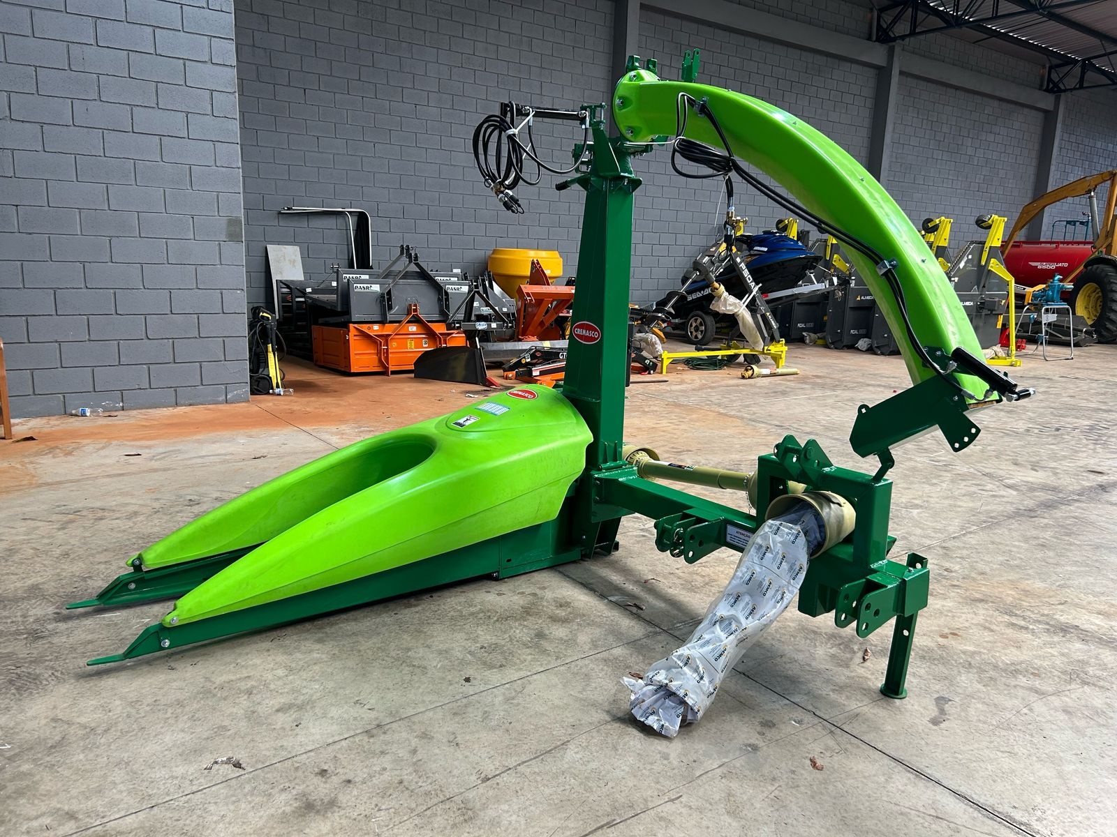 Colhedora de Forragem JF C120 ano 2025 2025, Comprar por R$ 53800, SP,  Dovigo Tratores, Novo - Popagro