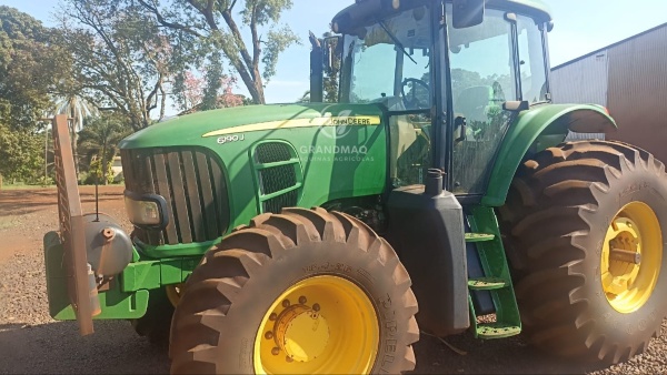 Trator John Deere 6190J ano 2018