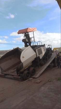 Vibroacabadora Terex VDA 421 ano 2012