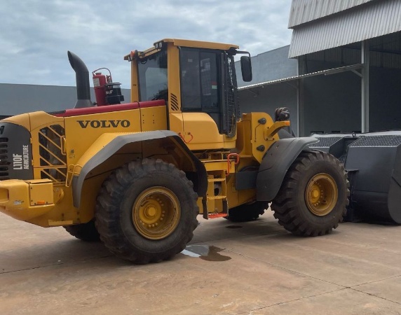 Pá Carregadeira Volvo L110F ano 2019