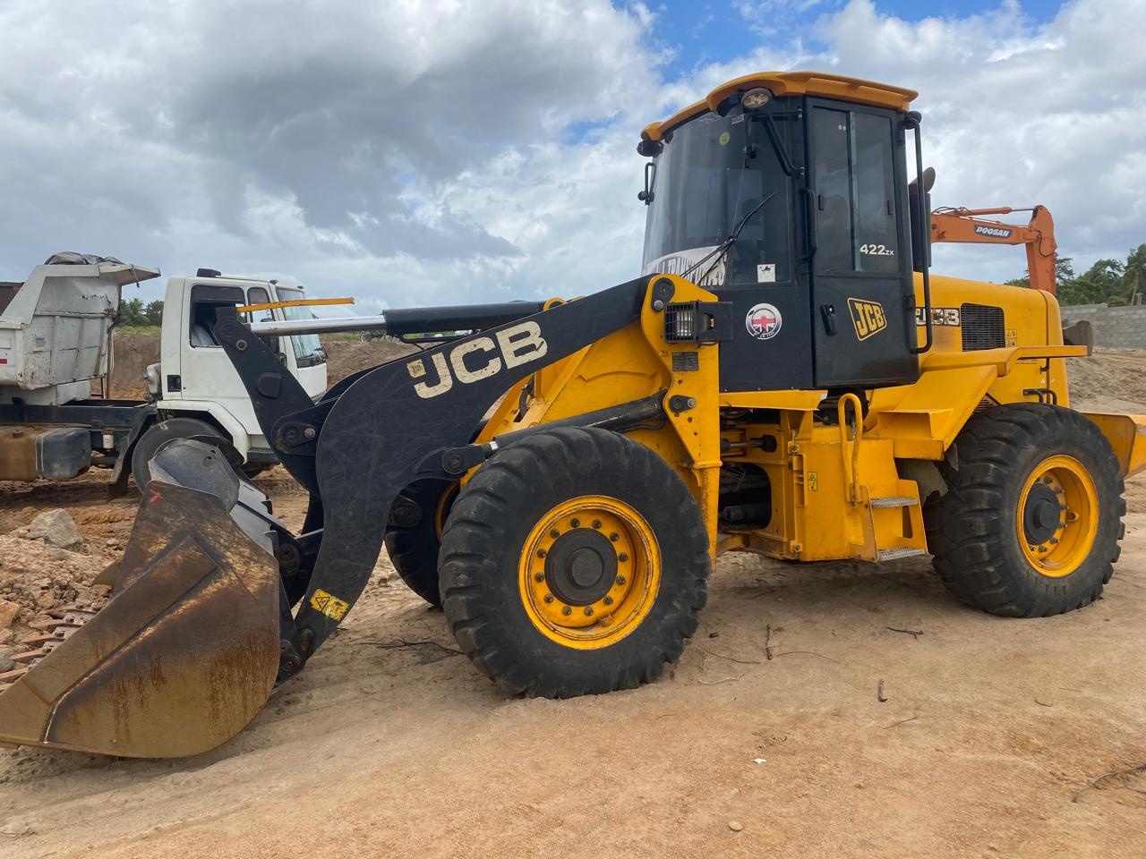 Pá Carregadeira JCB 422ZX ano 2022 2022, Comprar por R$ 380000