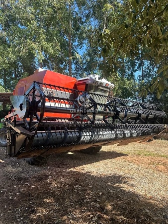 Colheitadeira Massey Ferguson 5650 ano 2004