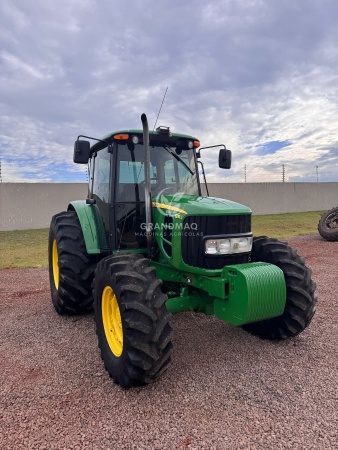 Trator John Deere 6115J ano 2021