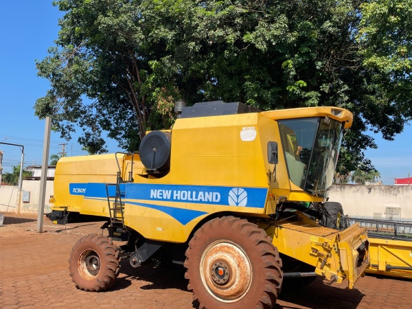Colheitadeira New Holland TC 5090   ano 2016