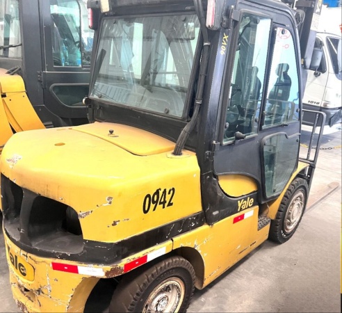 Empilhadeira Yale 90VX ano 2011