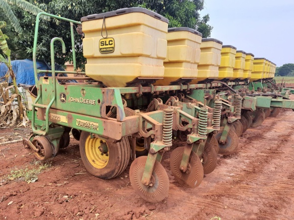 Plantadeira John Deere Tandem SLC 9222 ano 2001