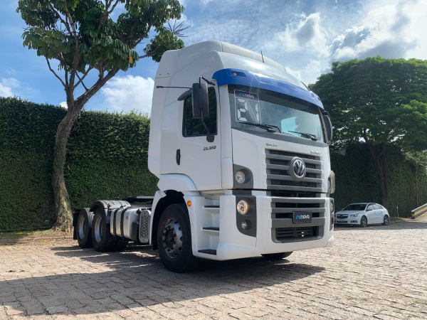 Caminhão Volkswagen 25360 6x2 ano 2021
