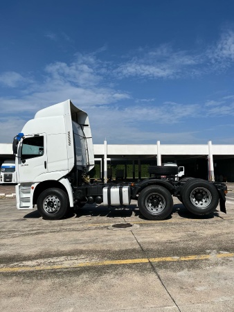 Caminhão Volkswagen 25360 6x2 ano 2022 - 25360 6x2 - Caminhões e Carretas