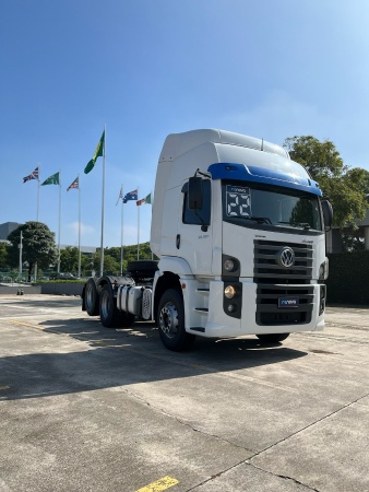 Caminhão Volkswagen 25360 6x2 ano 2022