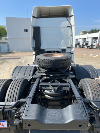 Caminhão Volkswagen 25360 6x2 ano 2022