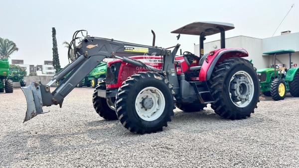 Trator Massey Ferguson MF 4292 ano 2010