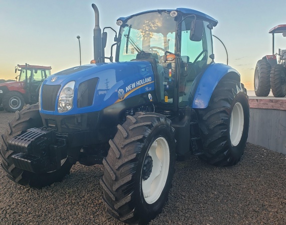 Trator New Holland T6.130 ano 2017