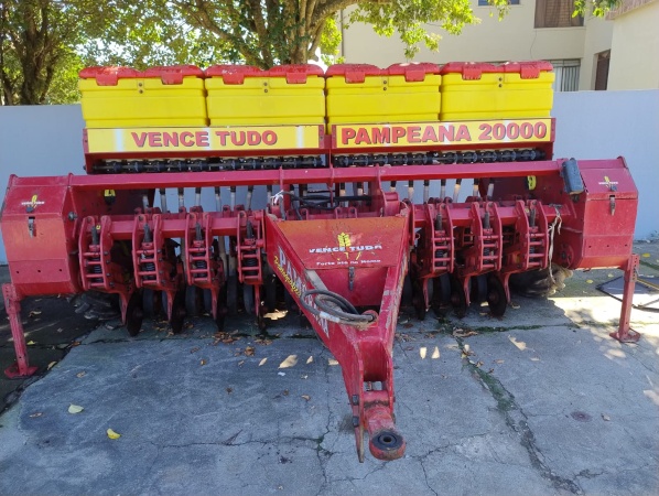 Plantadeira Vence Tudo PAMPEANA 20000 ano 2014