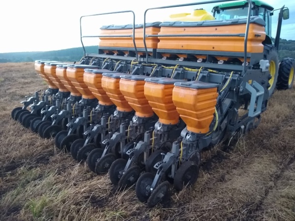 Plantadeira Valtra BP905 ano 2023