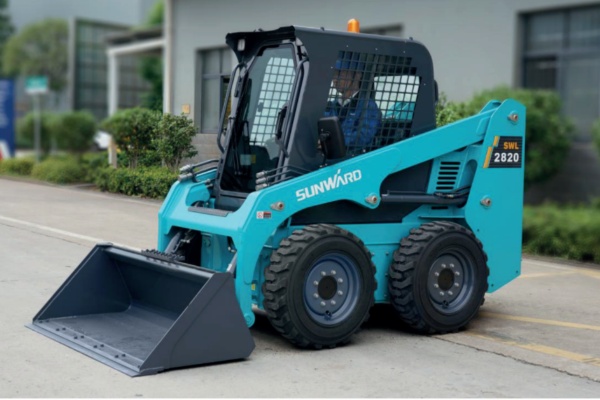 Mini Carregadeira Sunward SWL2820 ano 2025