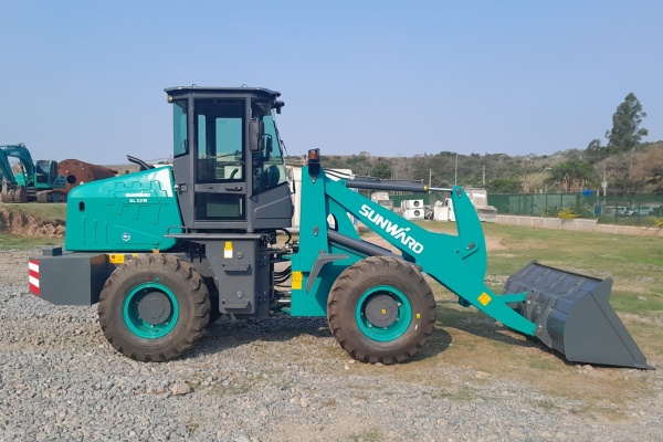 Pá Carregadeira Sunward SL 32W ano 2025