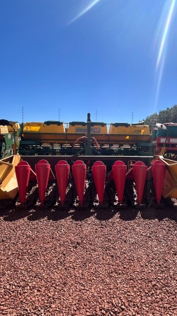Plataforma John Deere 205 ano 2002