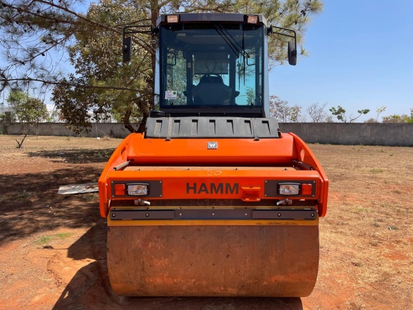 Rolo Compactador Hamm HD90 ano 2023