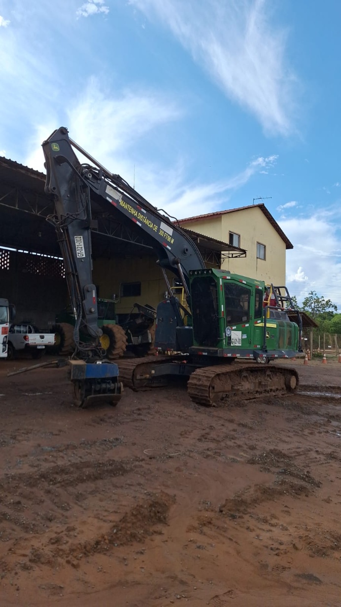 Harvester John Deere 2144G ano 2021