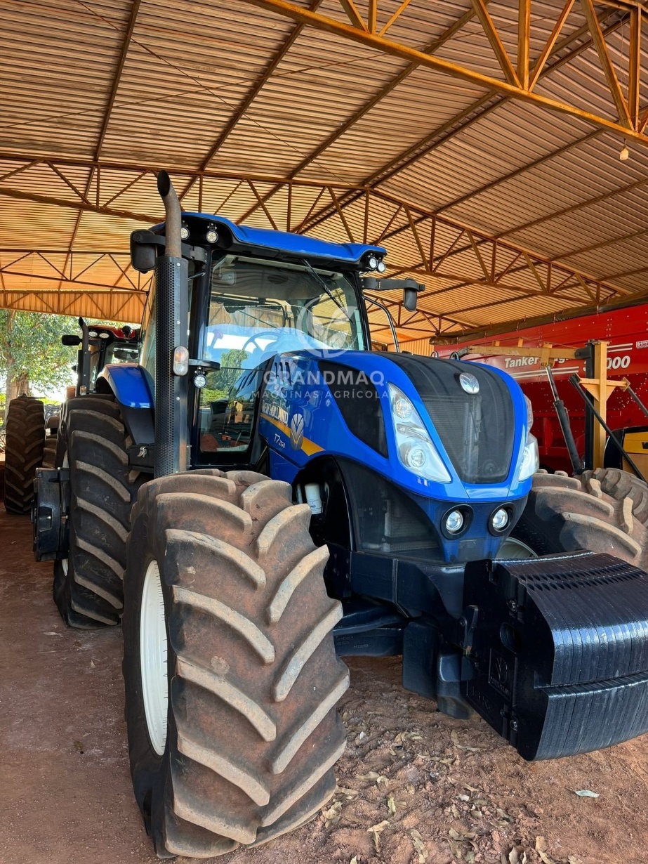 Trator New Holland T 7.260 ano 2024