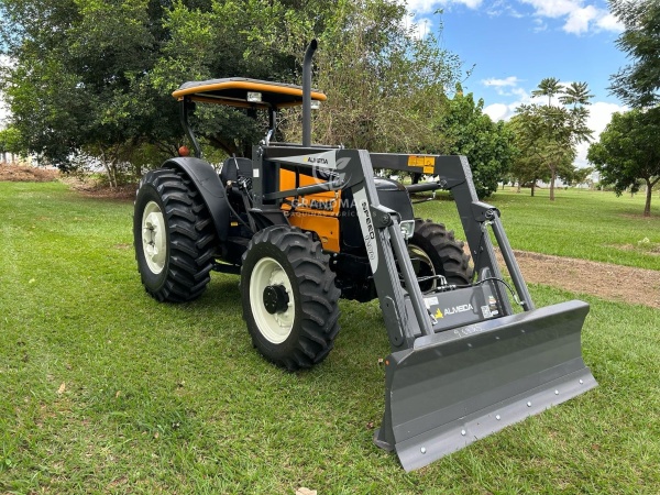 Trator Valtra BL 88 ano 2008