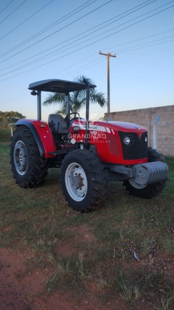 Trator Massey Ferguson 4283 ano 2011