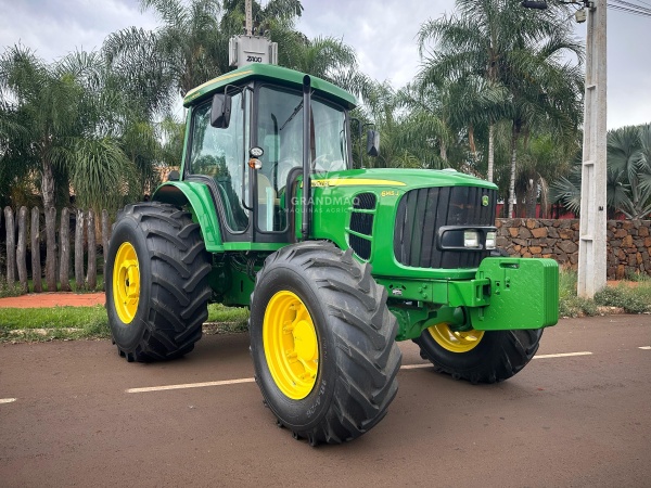Trator John Deere 6145J ano 2011 - 6145J - Máquinas Agrícolas