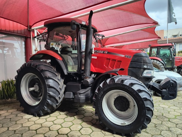 Trator Case Puma 140 ano 2015