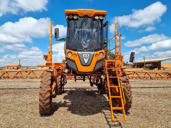 Pulverizador Autopropelido Jacto Uniport 3030 ano 2021