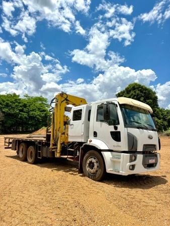 Caminhão Ford CARGO 2428 ano 2012
