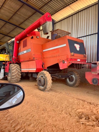 Colheitadeira Massey Ferguson MF 5650 ano 2001