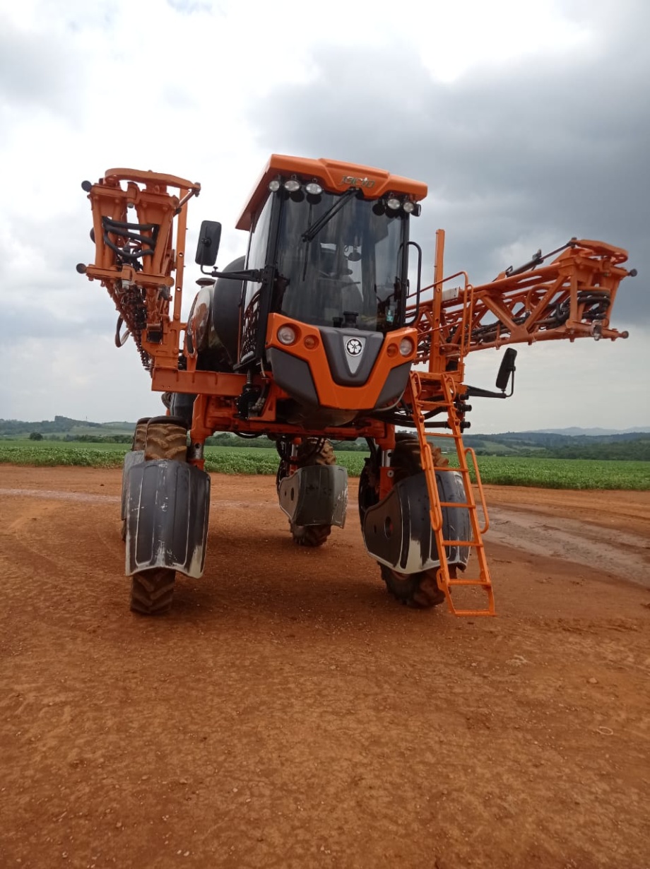 Pulverizador Autopropelido Jacto Uniport 3030 ano 2015 2015