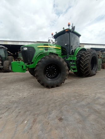 Trator John Deere 7225j ano 2013