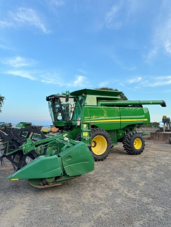 Colheitadeira John Deere 9670 STS   ano 2012