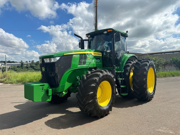 Trator John Deere 7230M ano 2024 - 7230M - Máquinas Agrícolas
