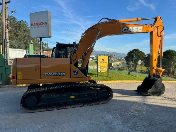 Escavadeira Case &nbsp;CX160 ano 2011