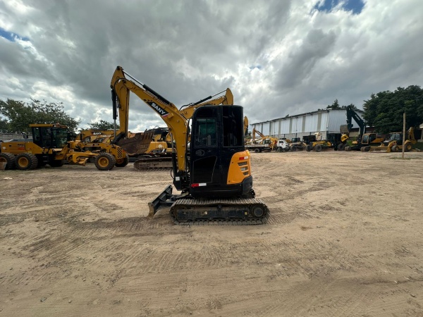 Mini Escavadeira SANY SY35 U ano 2023