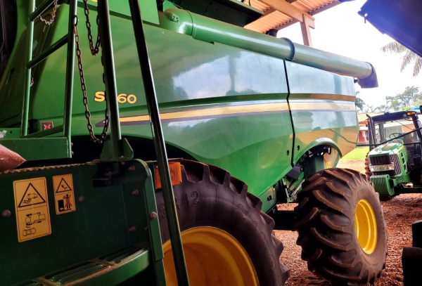 Colheitadeira John Deere S660 ano 2019