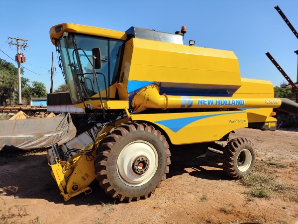 Colheitadeira New Holland TC 5090  