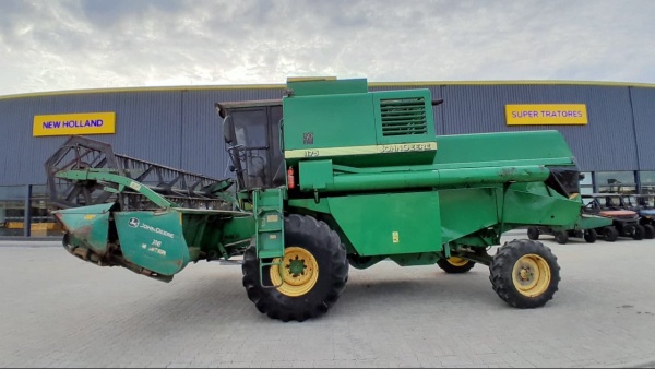 Colheitadeira John Deere 1175 ano 2004