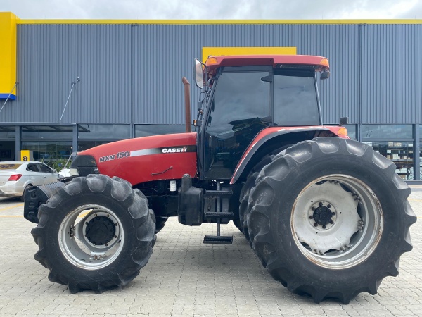 Trator Case Maxxum 150 ano 2010