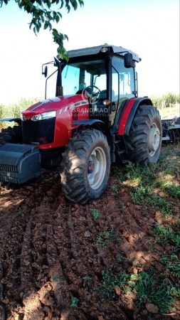 Trator Massey Ferguson MF 6713 ano 2022