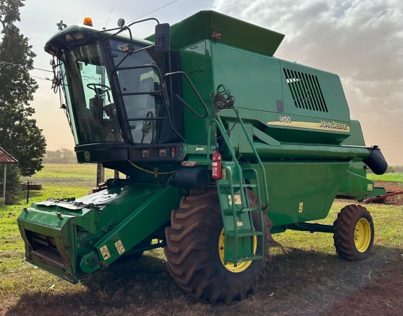 Colheitadeira John Deere 1450 ano 2004
