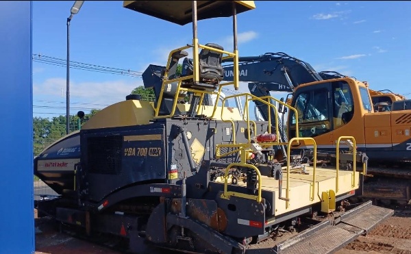 Vibroacabadora bomag VDA 700 MAX ano 2021