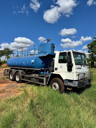 Caminhão Ford 2628E ano 2008